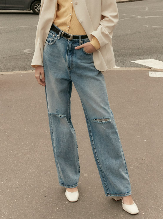 loose fit straight jeans